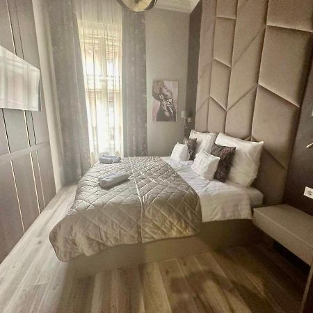 Orangehomes High Class 4 Bedroom Apartment Budapest Kültér fotó